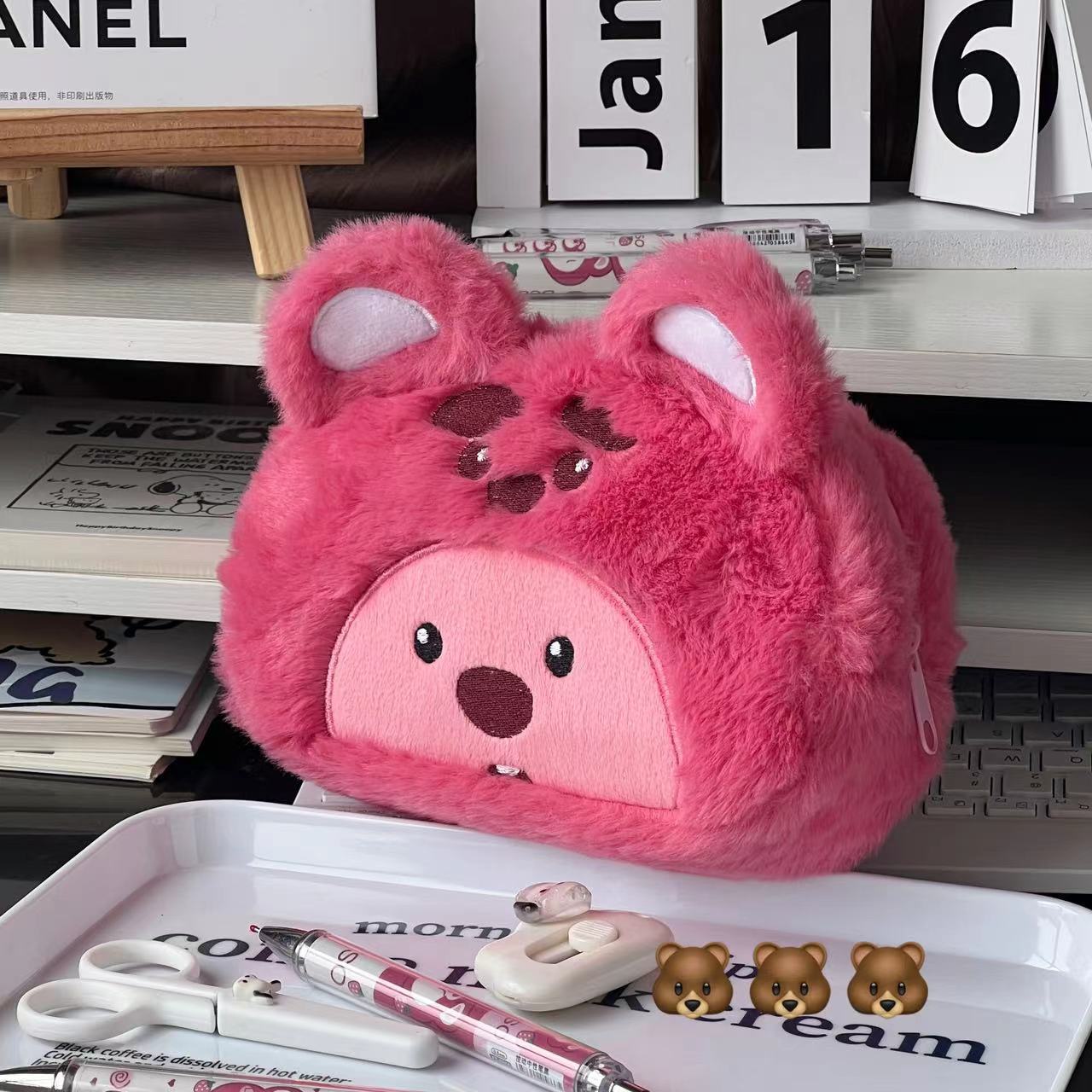 Cartoon pluche potloodtas Stud - Case With Pencil Holder recensie en prijs